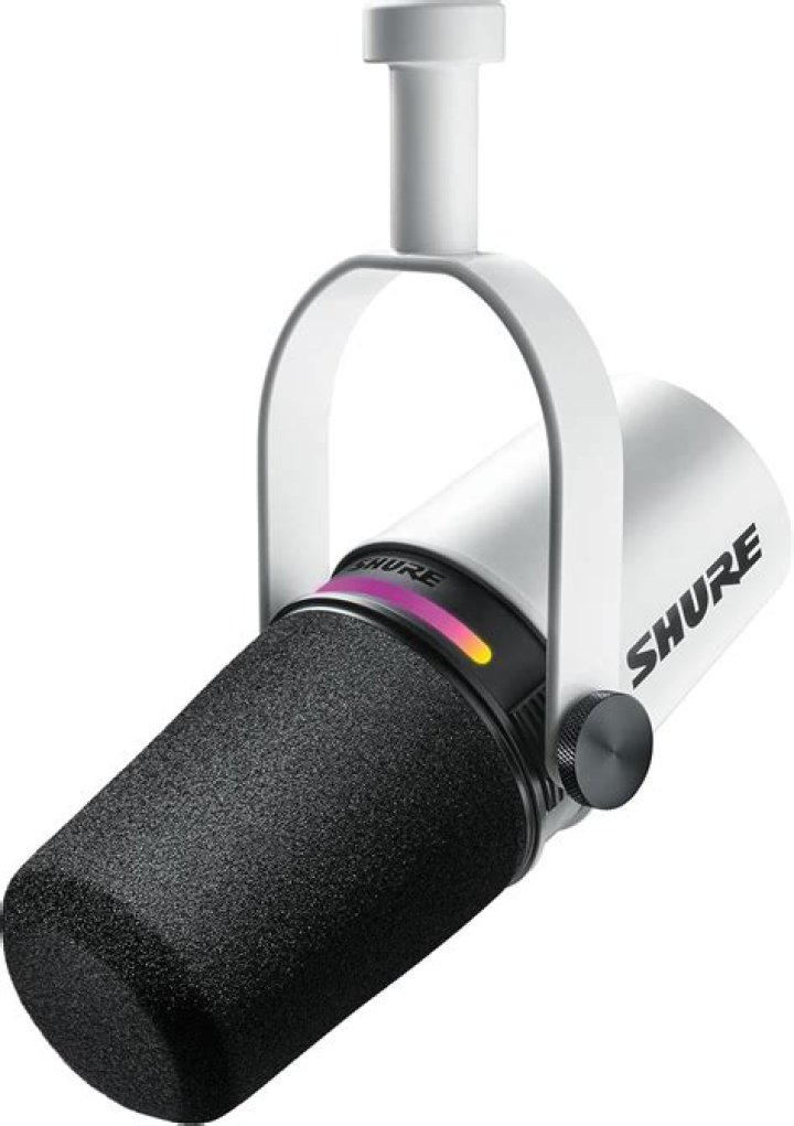 Shure Aonic 50 0.4.9 firmware attenuation noise cancelling ANC A chart depicting the Shure AONIC 50 noise cancelling performance (firmware 0.4.9), and low frequencies are heavily attenuated making them four times quieter with ANC enabled than when it's disabled.