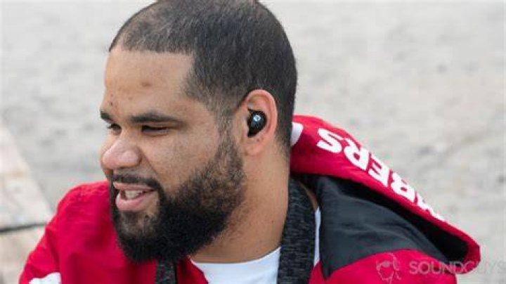 Raycon E25 earbuds 8 of 8 A man wears the Raycon E25 earbuds.