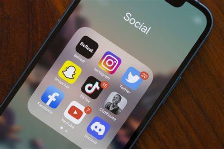 Adele Cash on social media Adele Cash on social media