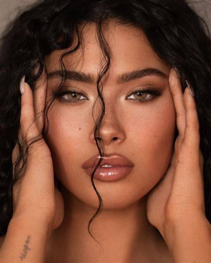 Alexis Braun Alexis Braun