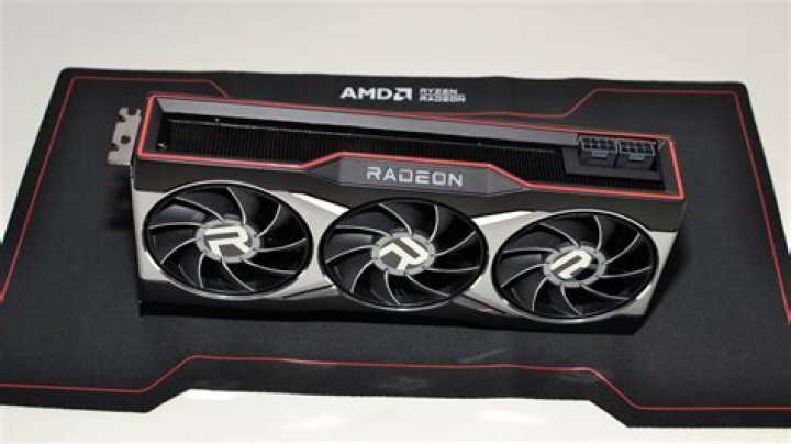 AMD Radeon RX 6900 XT AMD Radeon RX 6900 XT