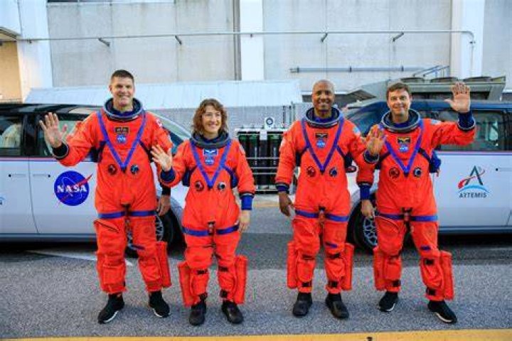 Artemis Crew Artemis Crew