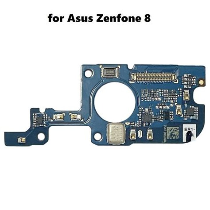 Asus Zenfone 8 against brick Asus Zenfone 8 against brick