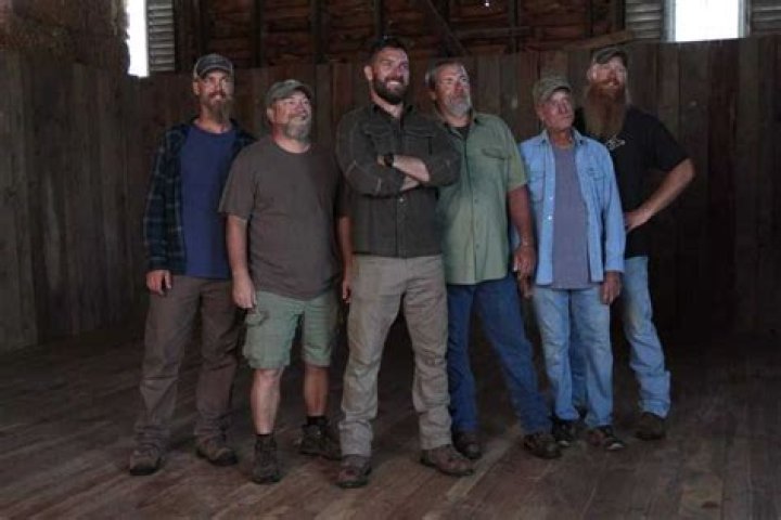 Barnwood Builders cast and characters Briefly.co.za