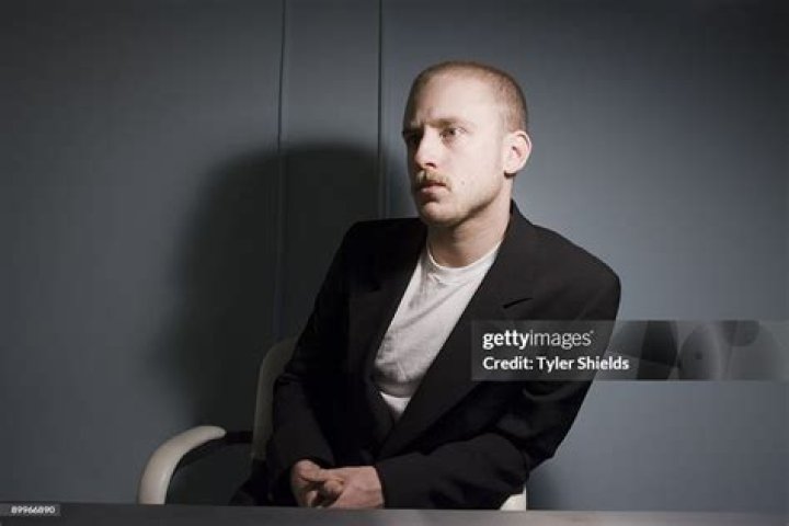 Ben Foster in a dramatic movie scene Ben Foster in a dramatic movie scene