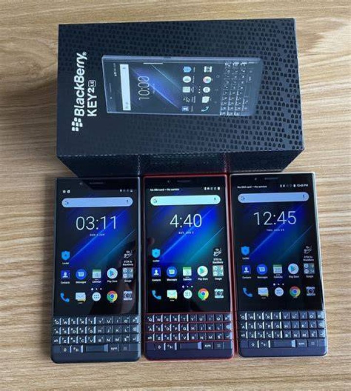blackberry key2 review cameras