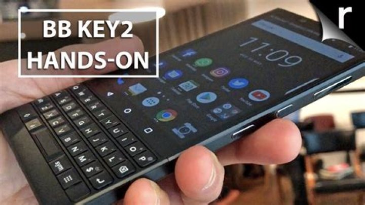 blackberry key2 review design hardware