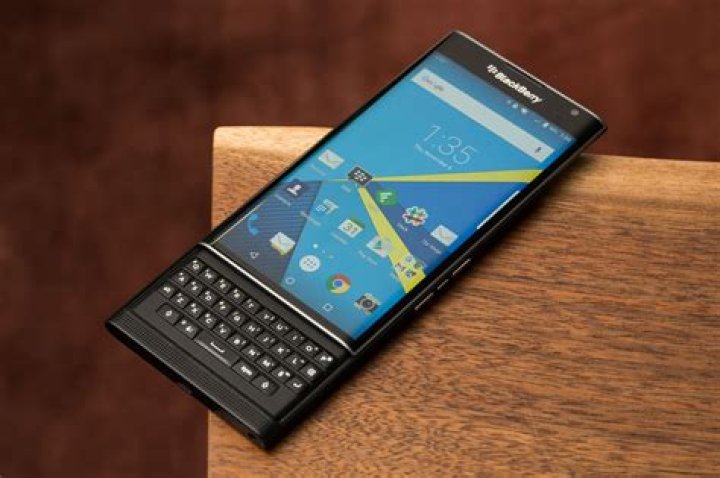BlackBerry will launch two mid-range Android devices this year