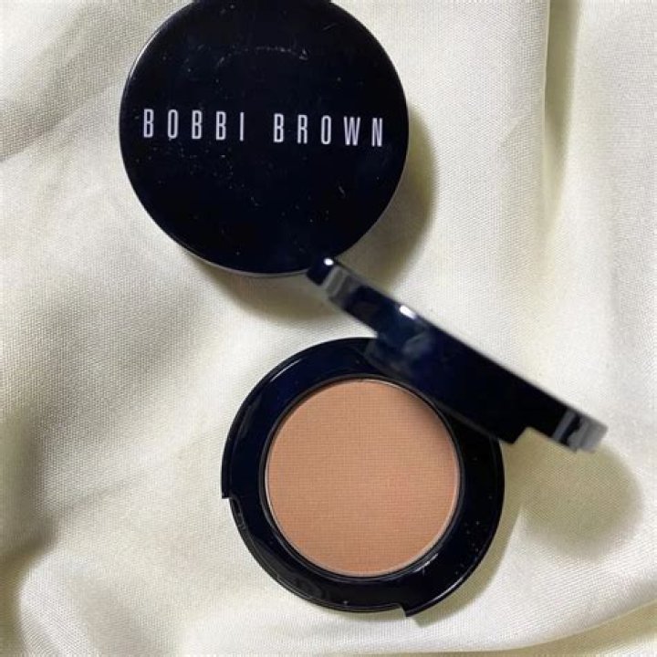 bobbi-brown-bronzing-powder