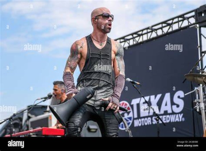 Chris Daughtry's purpose is making music. Performance, world tour, rock band, guitarist, songwriter