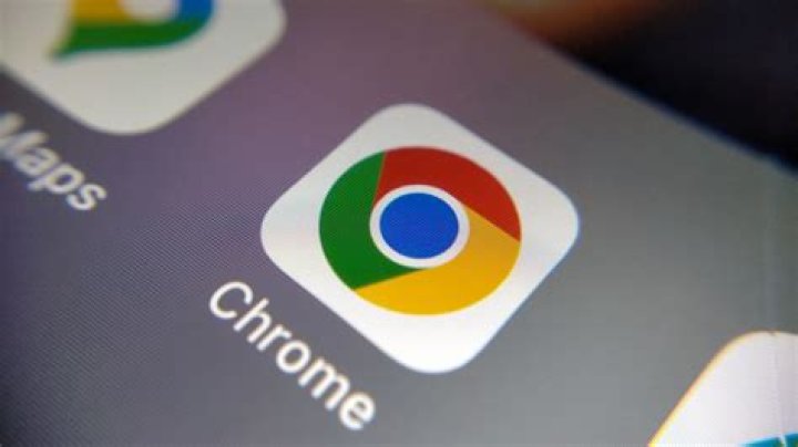 Chrome icon on smartphone 1 Chrome icon on smartphone 1