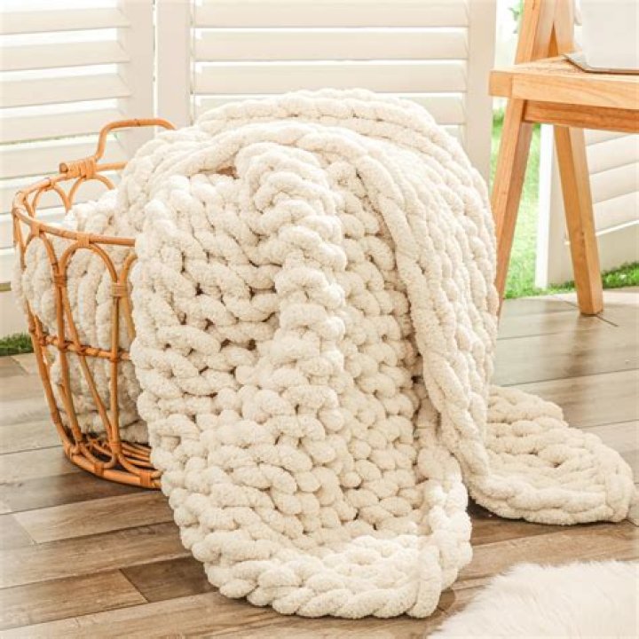 Chunky Knit Blanket