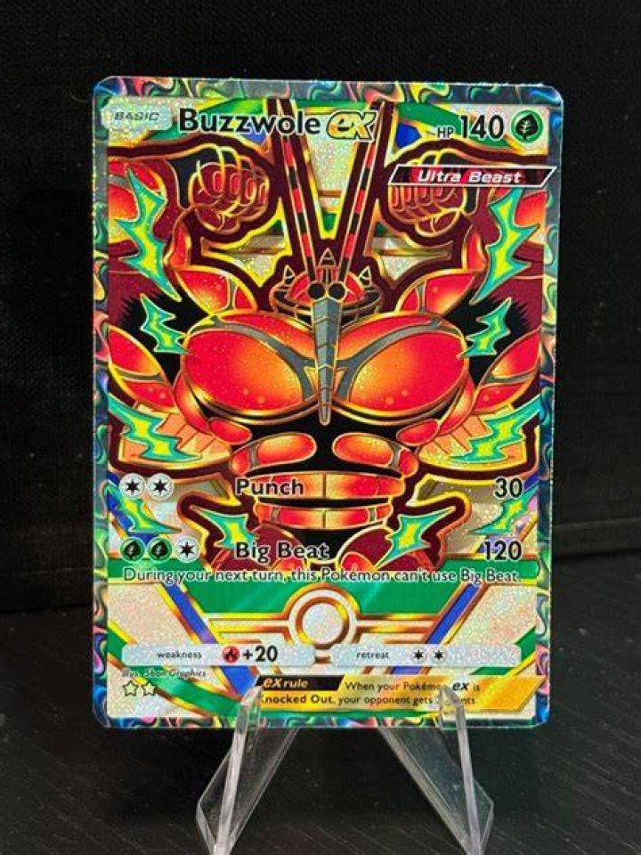 CIN Buzzwole Mini Pack.jpg