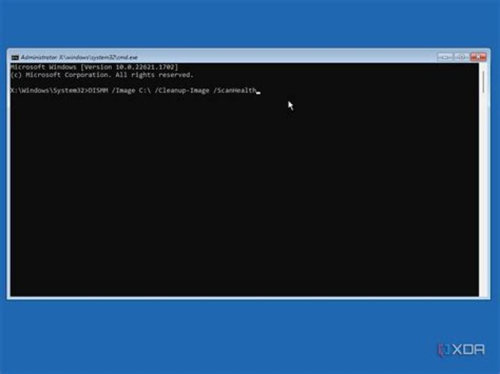 Command Prompt DISM
