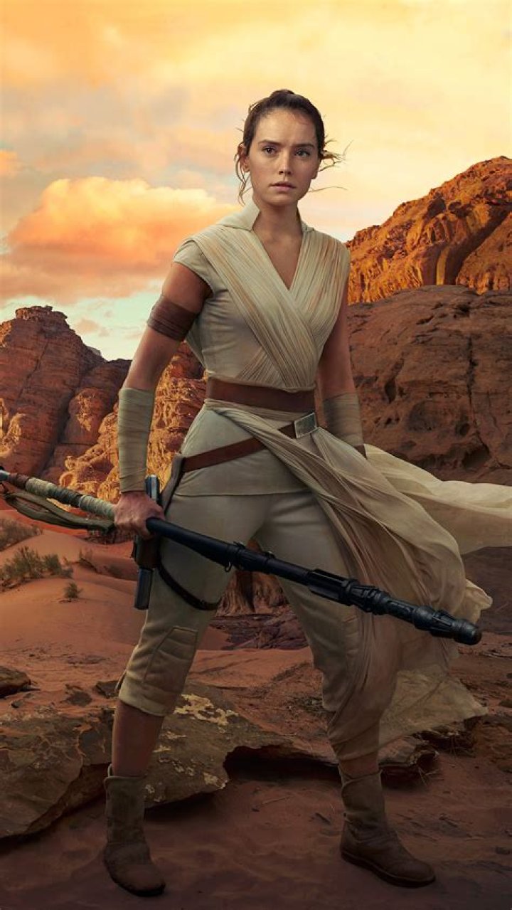 Daisy Ridley as Rey Daisy Ridley as Rey