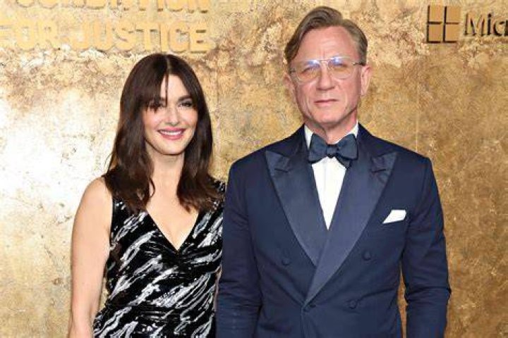 Daniel Craig shares a passionate kiss with French actress L&eacute;a Seydoux