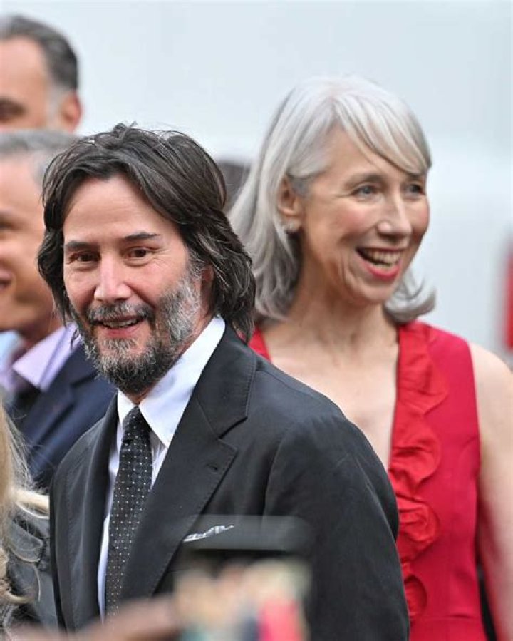 Did Keanu Reeves' Sister Survive Cancer? A Deep Dive Into Their Journey