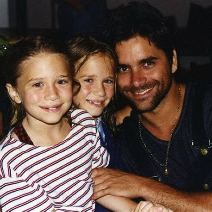 Does John Stamos Keep In Touch With The Olsen Twins?