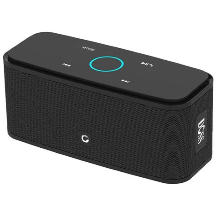 DOSS TOUCH portable speaker