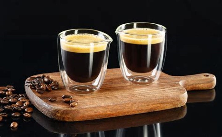 Double walled espresso glasses and their box