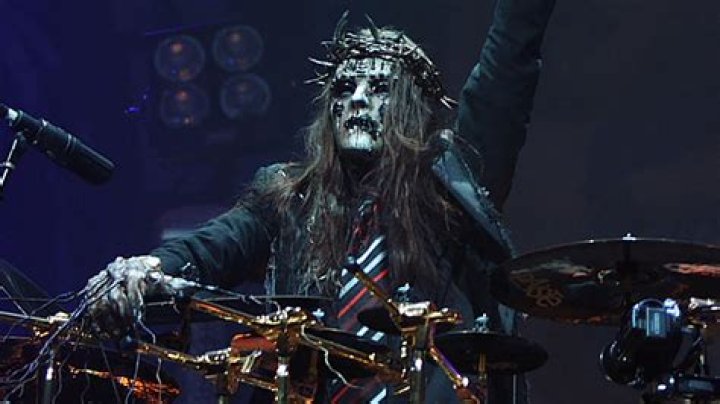 Drummer Joey Jordison smiling 
