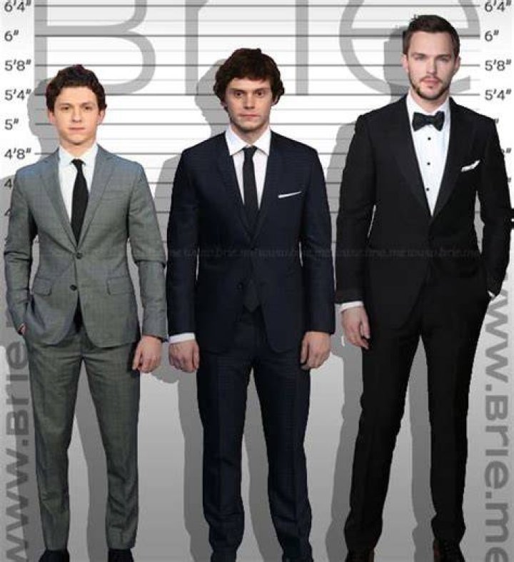 Evan Peters Height Brie