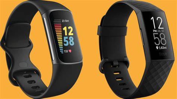 Fitbit Charge 5 Review Hero Color Fitbit Charge 5 Review Hero Color