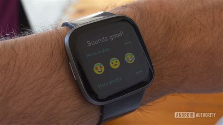fitbit messaging emoji replies fitbit messaging emoji replies