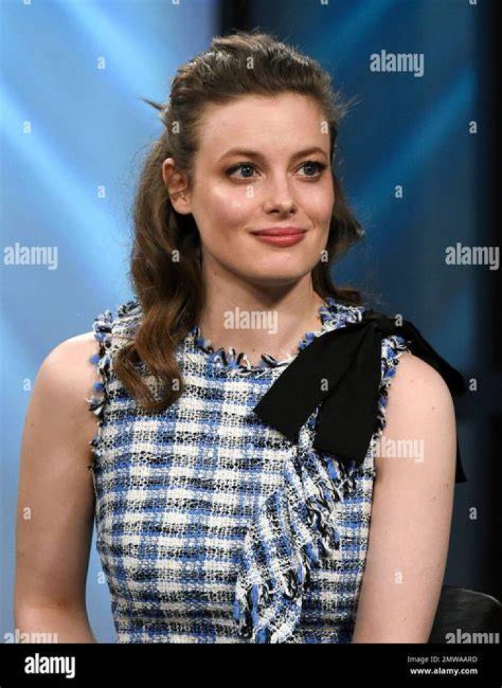 Gillian Jacobs participates in the Writers Strike.
