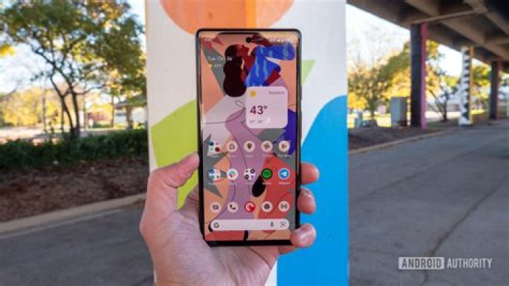 Google could soon make Android 12 dynamic theme support mandatory