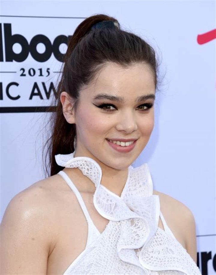 hailee steinfeld billboard awards 2015