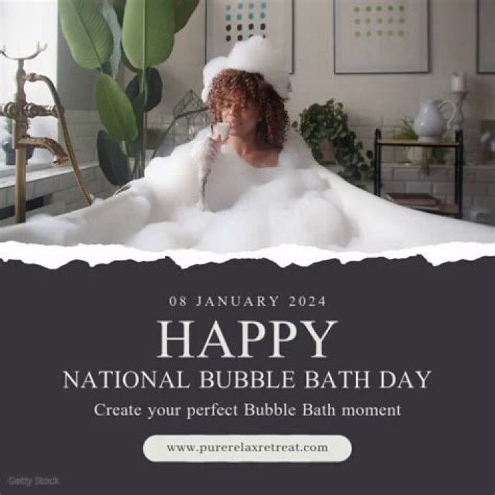Hannah Owo Nude Bubble Bath Onlyfans Video Leaked