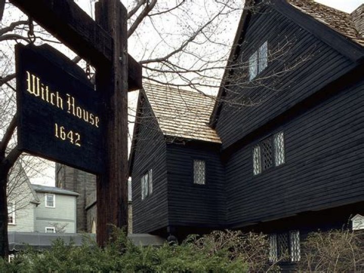 Haus Witch Salem Massachusetts