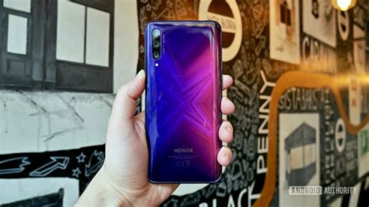 honor 9x pro in hand honor 9x pro in hand