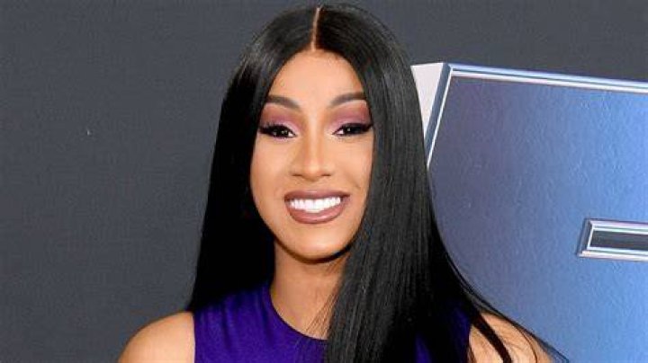 How Much Does Cardi B Weigh