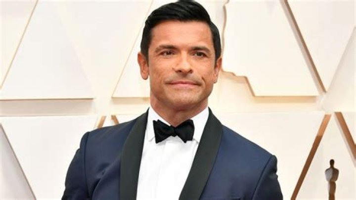How Much He Makes vs. Kelly Ripa