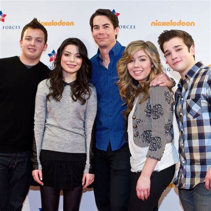 How Old Were the iCarly Cast When the Show Was Filmed? POPSUGAR Celebrity