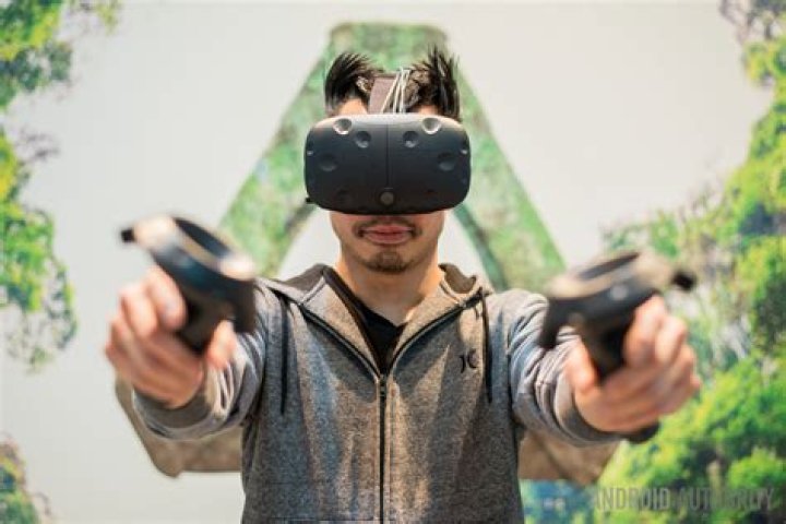 HTC putting Vive in Gamestops and Microsoft stores