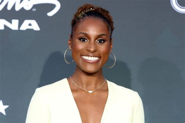 Issa Rae height