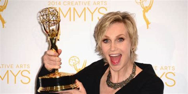 Jane Lynch net worth Jane Lynch net worth