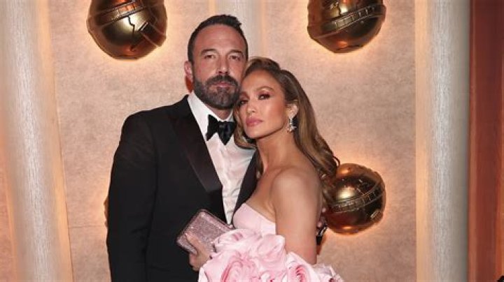 jennifer lopez stylecaster