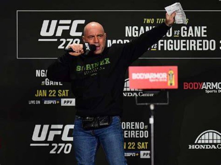 Joe Rogan Height How Tall is Joseph James Rogan? Hood MWR in 2022
