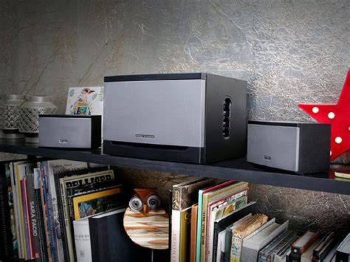 Laut BT Surround Sound System Laut BT Surround Sound System
