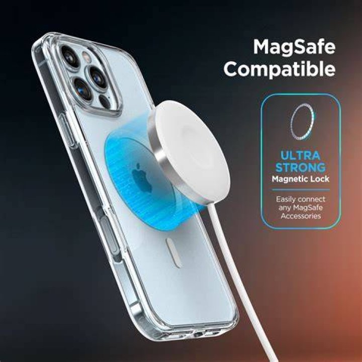 MagSafe iPhone on magnet