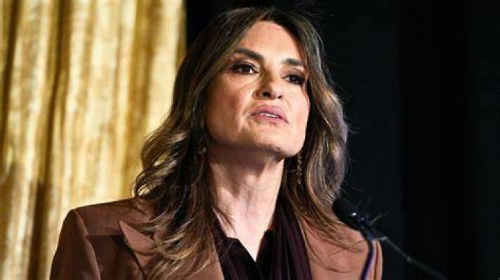 Mariska Hargitay speaks at a WGA protest.