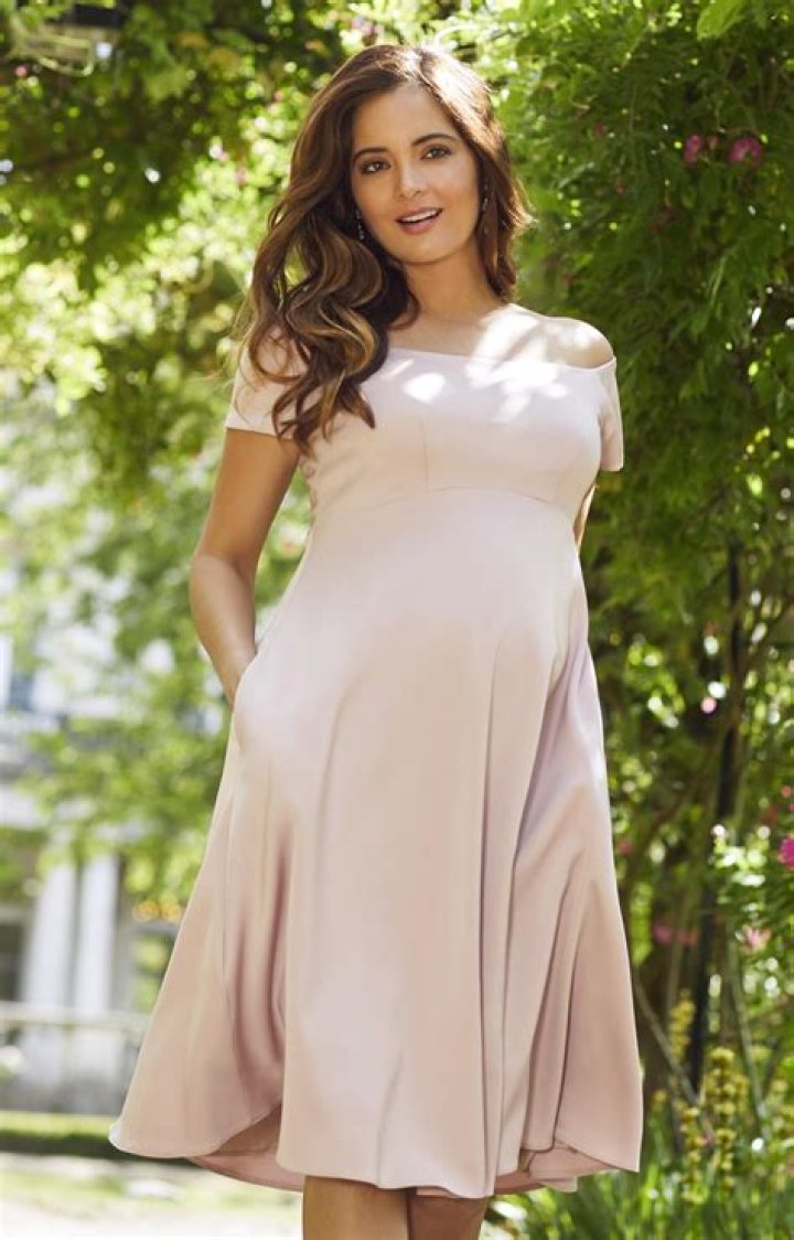 maternity clothes