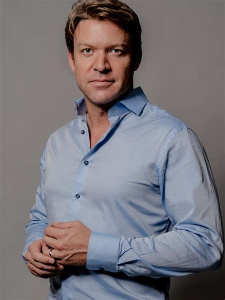 Matt Passmore on Lifetime's Family Pictures, Playing the Bad Boy, & Much More! TV Fanatic