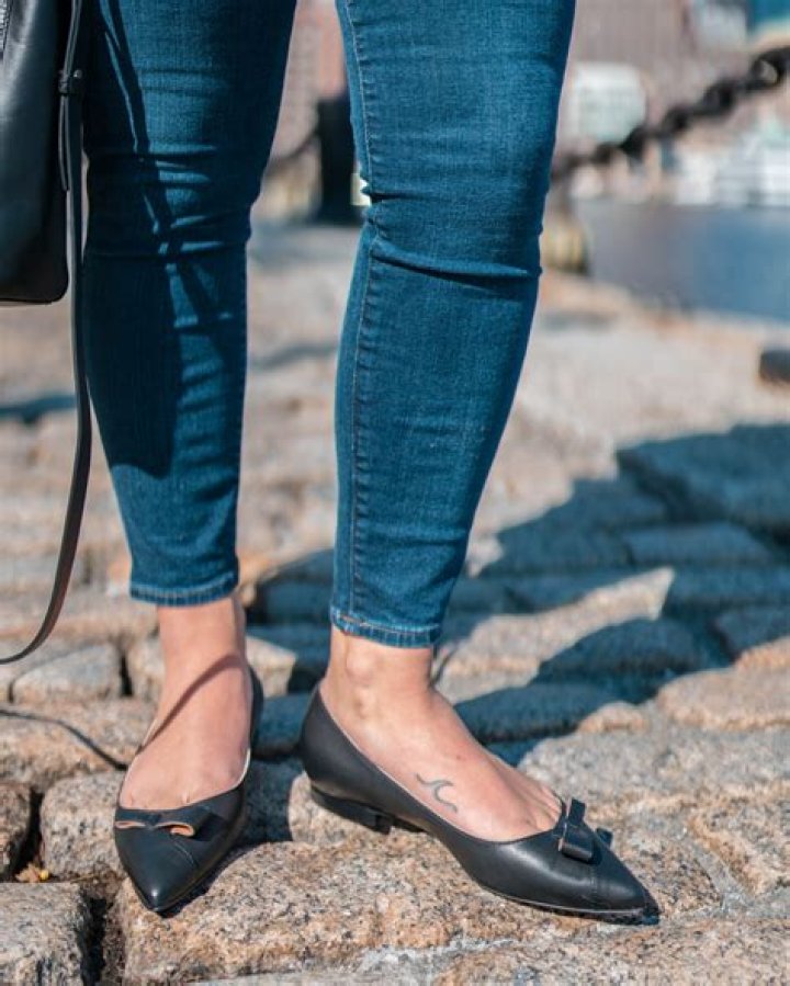 Natalie Flat