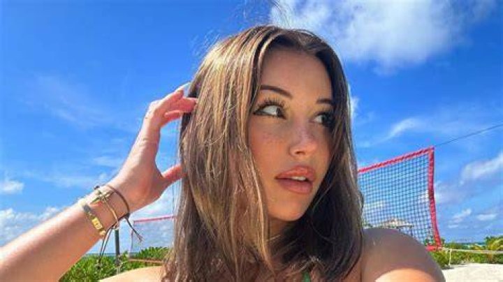 OnlyFans model Mikaela Testa &lsquo;detained&rsquo; by US customs Breaking News