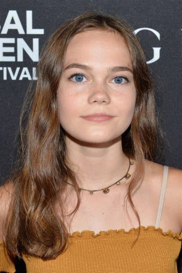 Oona Laurence